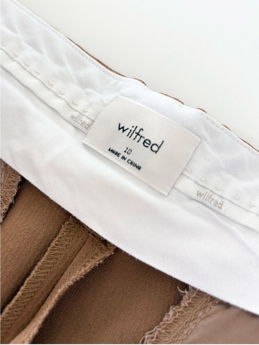 Aritzia Wilfred Effortless High-Waist Wide-Leg Pants - Picture 4 of 5